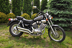 Czarny motor